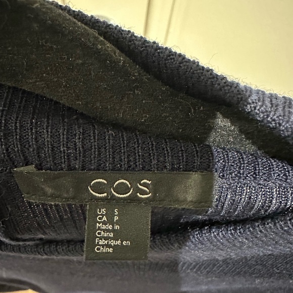 Cos navy mock neck sweater - Picture 3 of 4